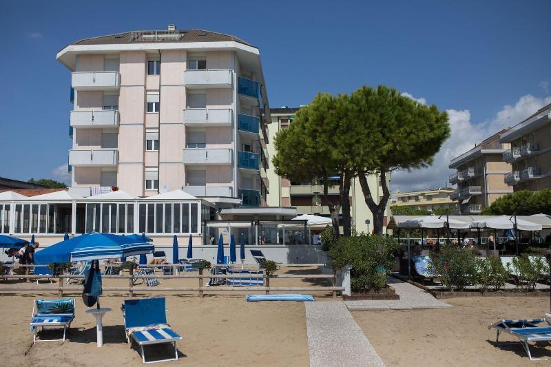 Hotel La Bussola Lido di Jesolo Zewnętrze zdjęcie