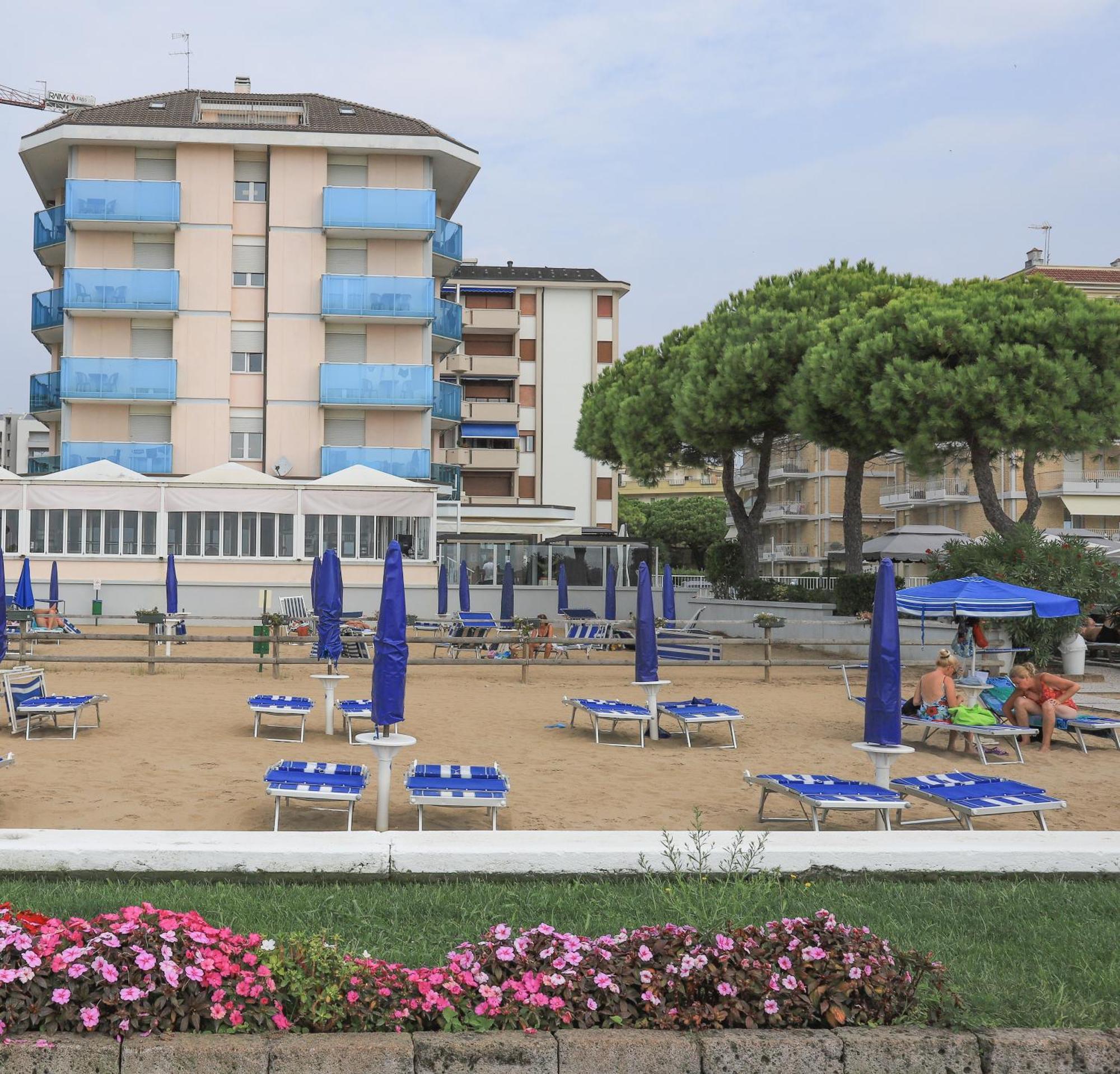 Hotel La Bussola Lido di Jesolo Zewnętrze zdjęcie