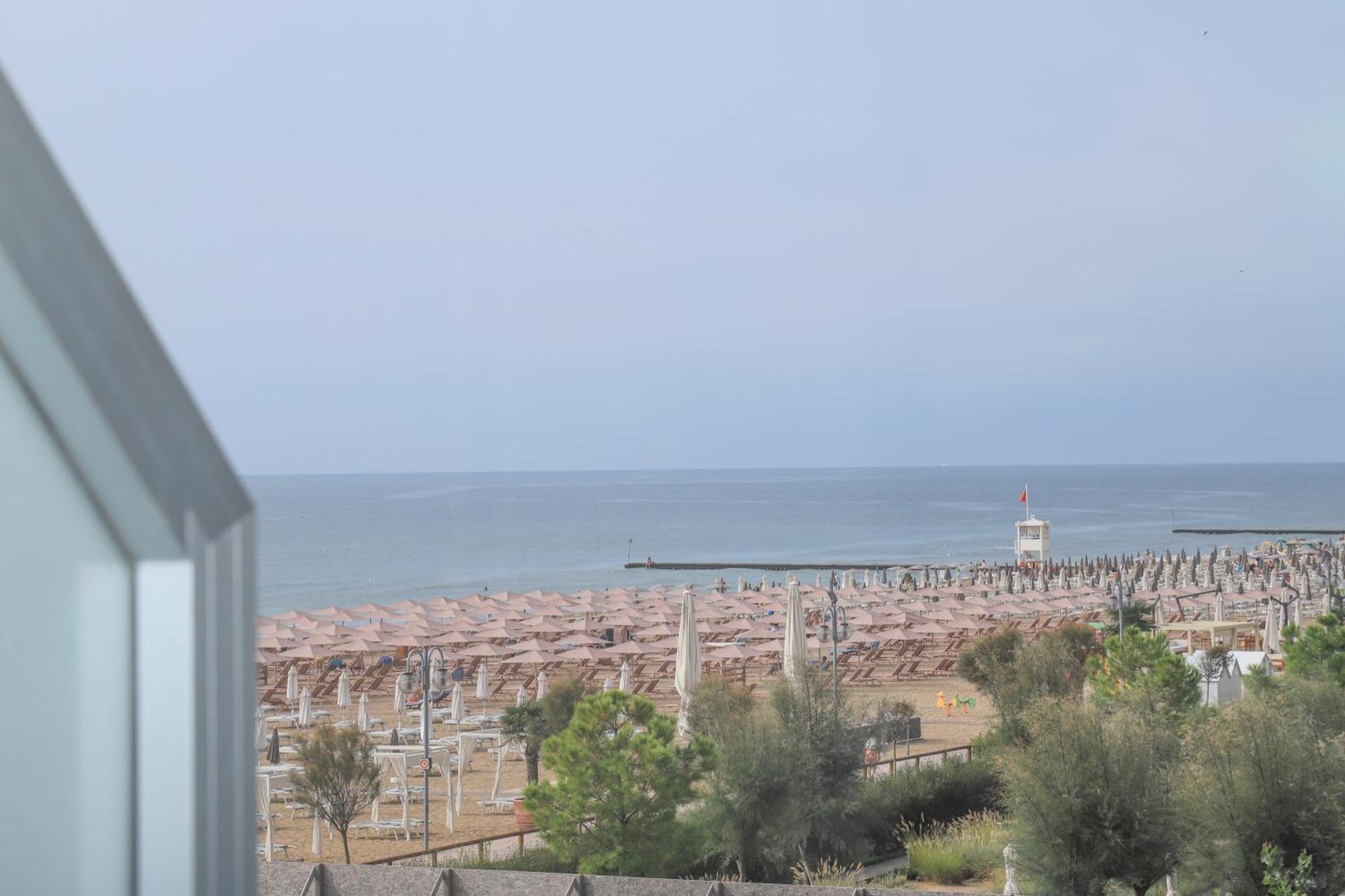 Hotel La Bussola Lido di Jesolo Zewnętrze zdjęcie