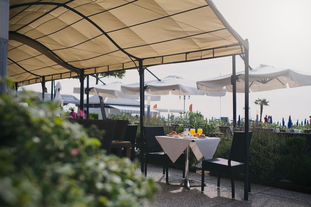 Hotel La Bussola Lido di Jesolo Zewnętrze zdjęcie