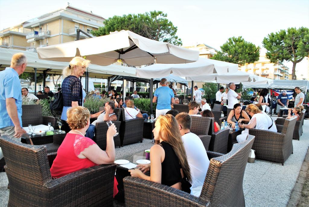 Hotel La Bussola Lido di Jesolo Zewnętrze zdjęcie