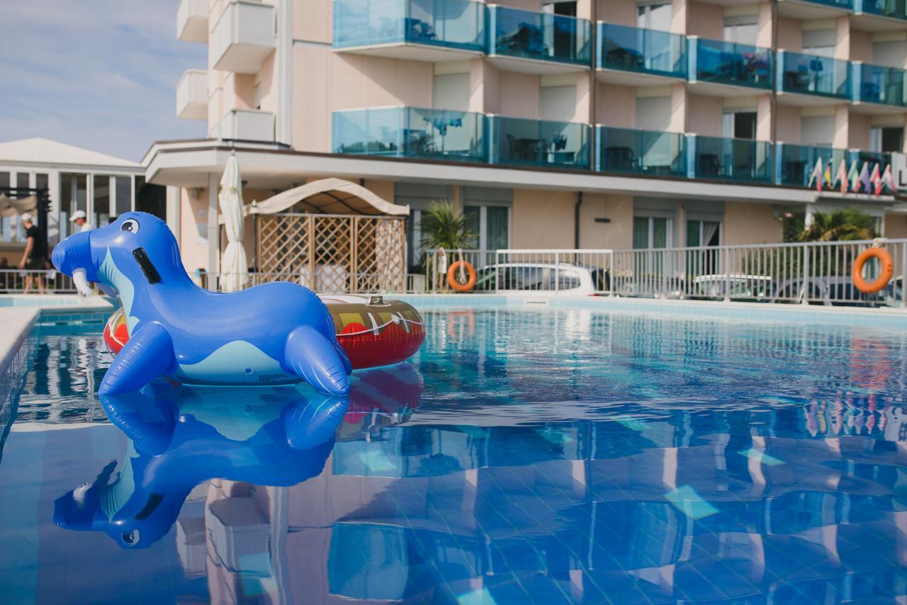 Hotel La Bussola Lido di Jesolo Zewnętrze zdjęcie